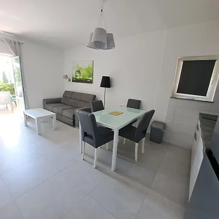 Apartment Zgogo *