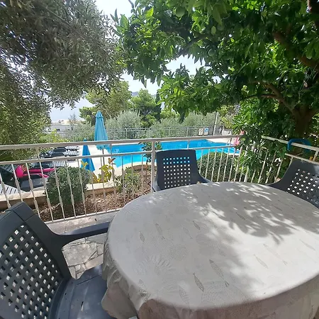 Zgogo Apartment *
